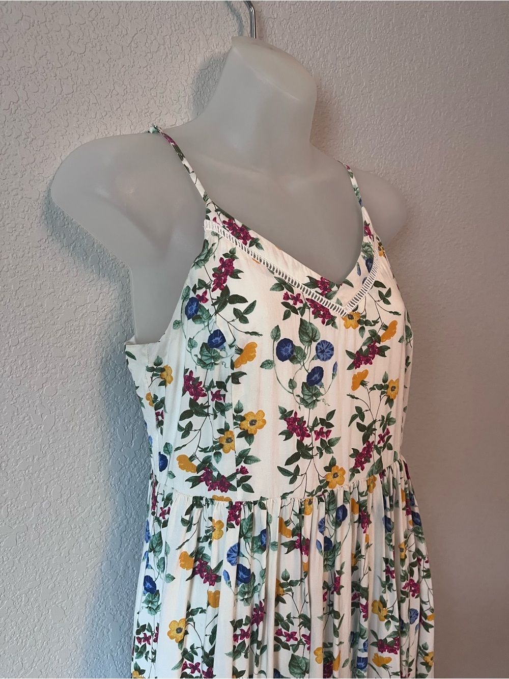 Old navy Floral Midi Dress Cottagecore Sundress Sleeveless Summer Casual M - Picture 4 of 7